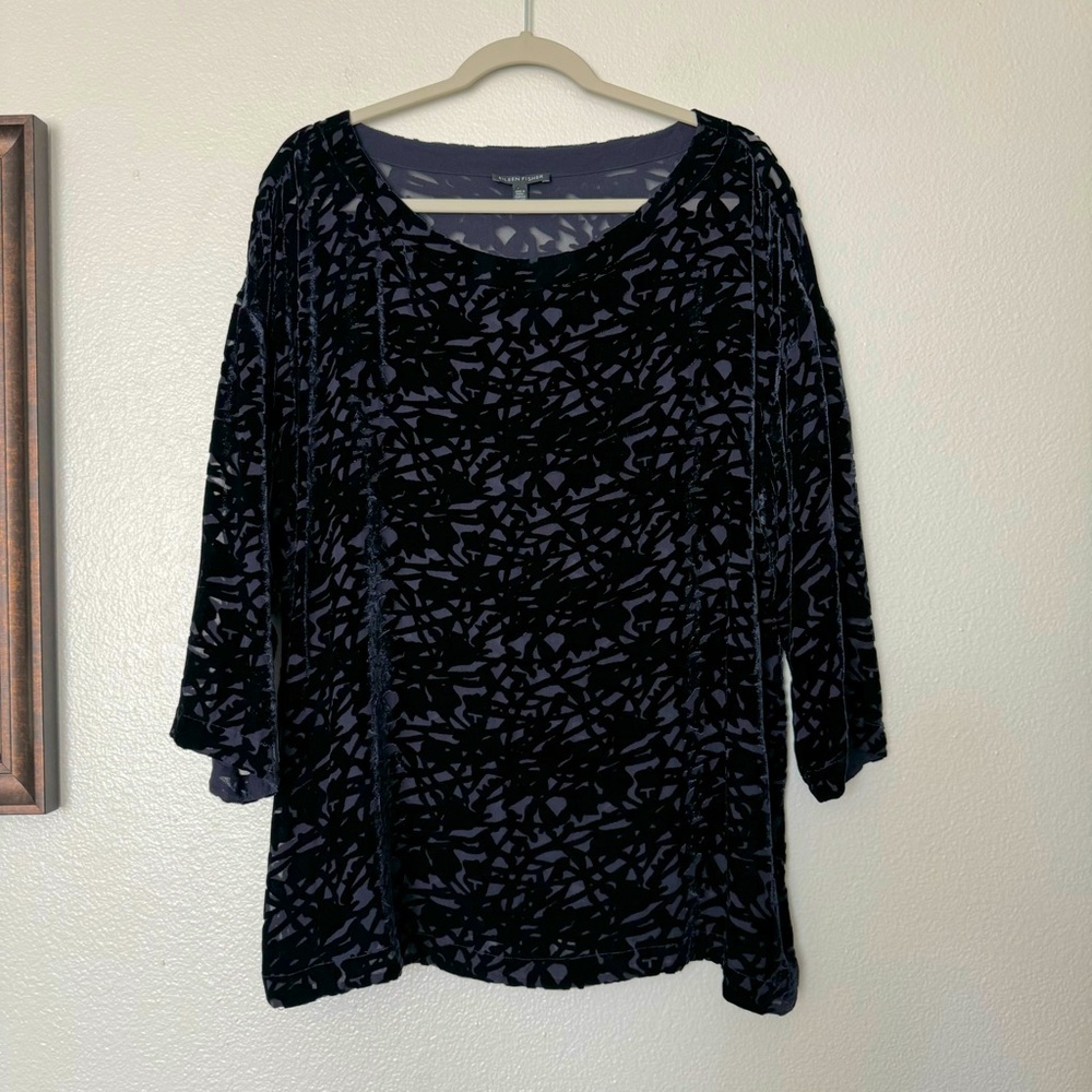 Eileen Fisher Burnout 3/4 Sleeve Velvet Feel Black Top Size Large